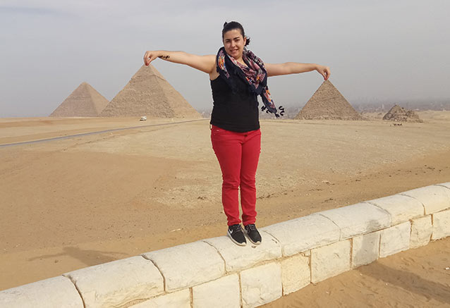 Marta-Guiza-Egipto-entre-Piramides.jpg