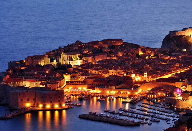 Dubrovnik-noche.jpg