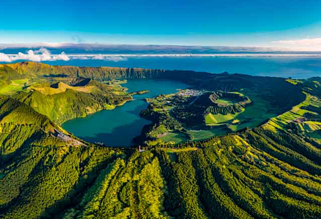 azores-crater.jpg